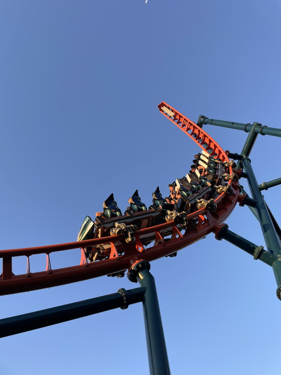 SeaWorld tweet media