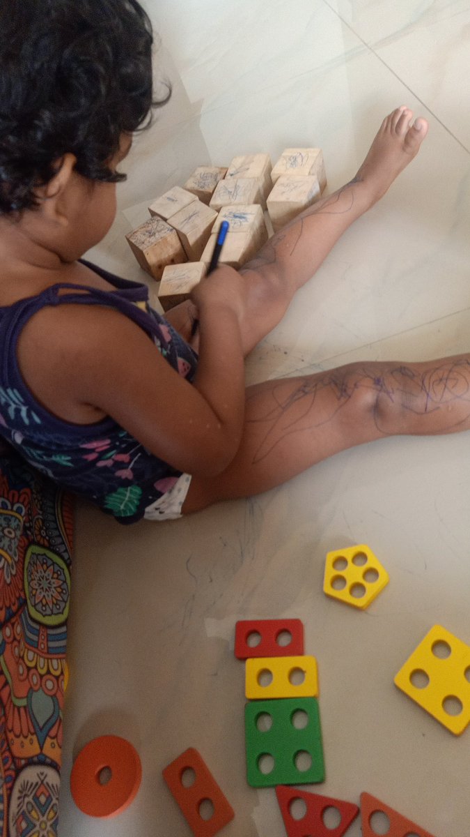 drlakshmisnair's tweet photo. The ink 🖊️ the wooden blocks 🎨and the cubes🎲take him to his own magical world 🪄. And they all come from soil 🌱.For a beautiful childhood for all our children let's join https://t.co/LXxBxqghGU .#savesoil #childhood #toddler #momslife #ConsciousPlanet #Sadhguru https://t.co/6ekjqtuhoc