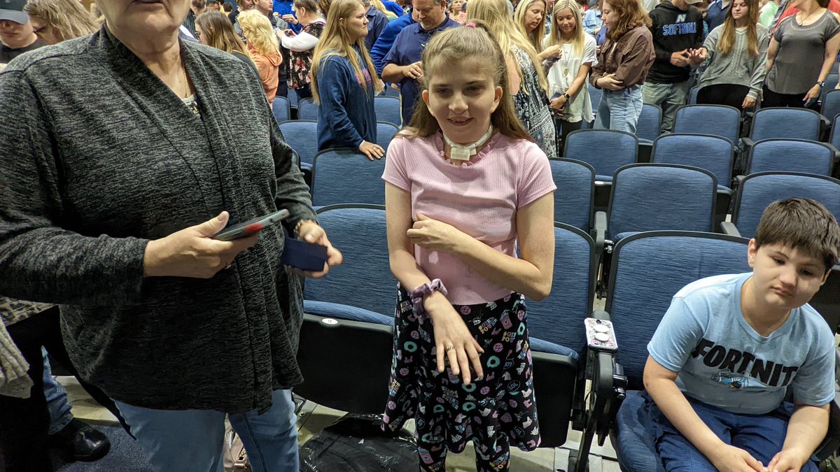 nhs_dotson's tweet photo. Forgot to post these great shots of our Sophomores at Tuesday's class ring ceremony. Tons of smiles was a great way to start a week. #nhslionpride #weAreOneNHS https://t.co/xWBKKA3pid