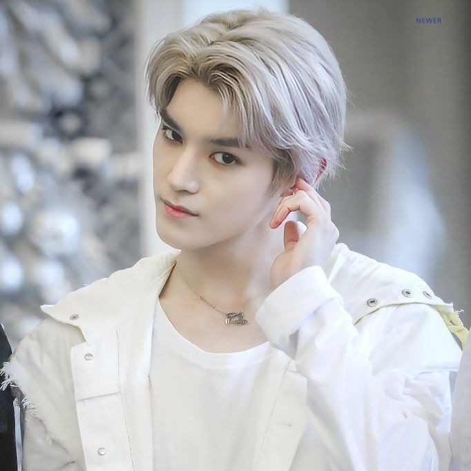 everyone_ca's tweet image. Black 🖤 and white 🤍

#NCTzenSelcaDay #NSD #TAEYONG #NCTzens #NCT127 #NCT @NCTsmtown_127 @NCTsmtown