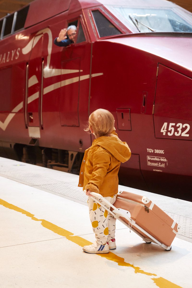 NewsEurostar's tweet photo. Happy #EuropeDay! 
Why not celebrate by taking a little trip 😉 You’re never too old nor too young to discover our 26 destinations across Europe.
#MoreEuropeForAll https://t.co/GLsFhUNNIJ