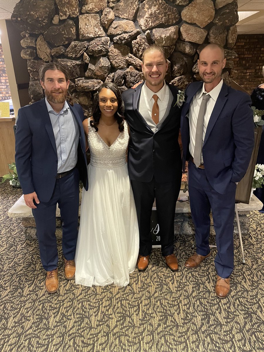 LADYASTROSTRACK's tweet photo. Congratulations Deani &amp; Lucas! ❤️ https://t.co/Ozzf6o8gYZ