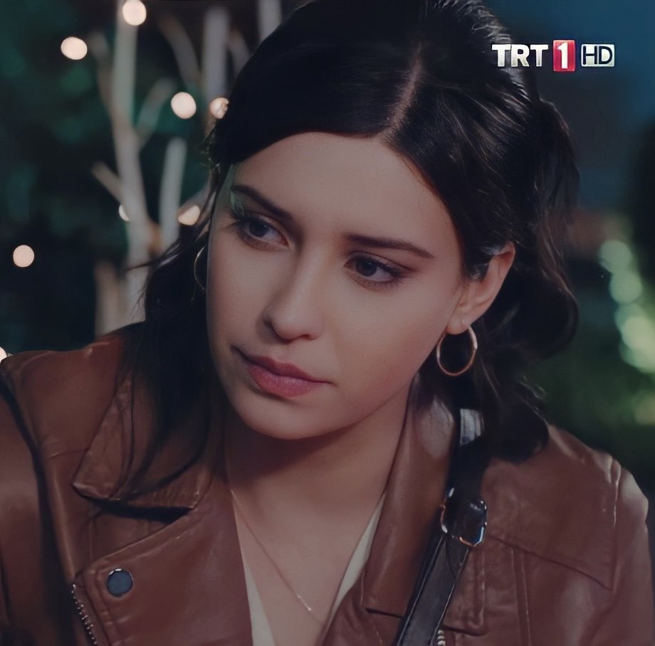 gulya19_'s tweet image. #AyFer 💙          #AzFer 💙