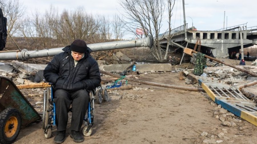 ICED_LSHTM's tweet photo. Webinar: A War in Ukraine: people with disabilities and their families 
 
📆 Thursday 19 May 2022
🕜 12pm-1pm BST
👉 https://t.co/UVzndUfk3G 

With @ICED_LSHTM  @LSHTM_Crises @EdinburghNapier and the National Assembly of People with Disabilities of Ukraine.

#Ukraine #Disability https://t.co/b71hCv3T4d