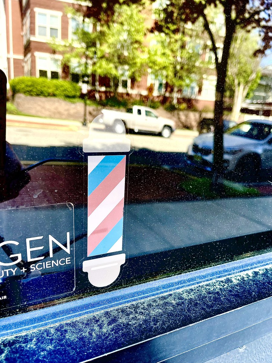 RocketTrans's tweet photo. Love seeing this out in the wild #strandsfortrans https://t.co/tlrkAwuZdp