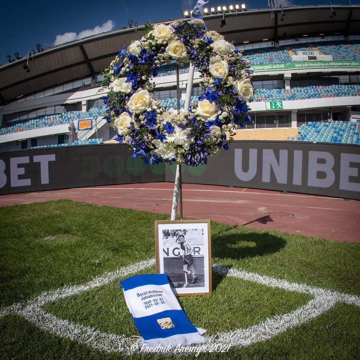 AremyrF's tweet photo. 1 år sedan idag #ifkgbg #bebben #hamsik https://t.co/V7GjDBBRKl