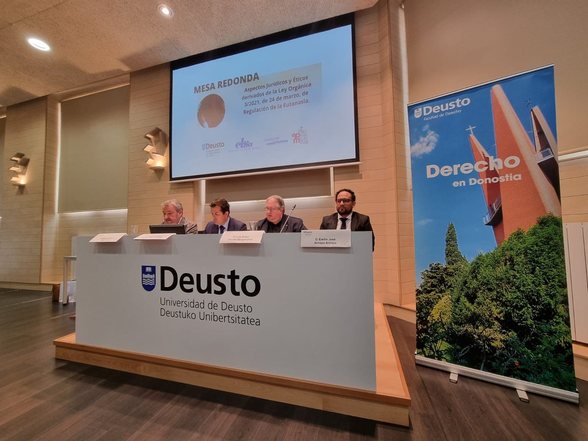 DerechoDeusto's tweet photo. Hoy, en el Campus de #Donostia, tratamos la reciente reforma de la Regulación de la #eutanasia -> despenalización de la eutanasia activa y directa https://t.co/LNl4A2aPdK