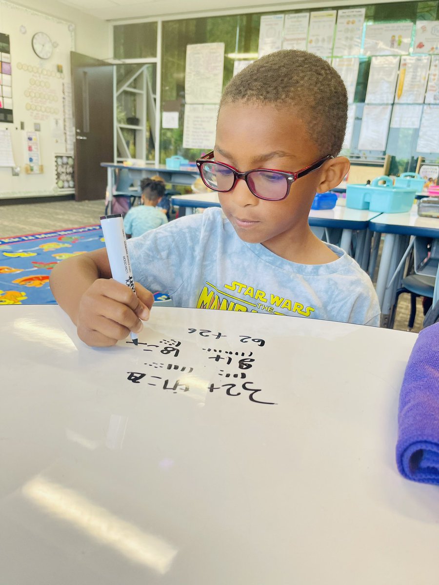 taracruz_ege's tweet photo. Base ten blocks can help us solve these 2nd grade addition problems with ease… even if we’re first graders! #MathSmallGroups @HumbleISD_CE @HumbleElemMath ❤️🎉👏🏼 https://t.co/uxKuhdVlt9