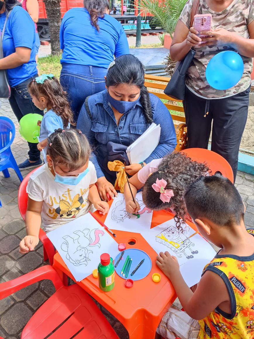 d_luzarragar's tweet photo. El día Sábado 07 de mayo se realizó la feria de la primera infancia en el cantón #duran pusimos en conocimiento de los ciudadanos como funcionan los programas de #desarrolloinfantil con los #cdi y las #cnh El #gobiernodelencuentro en el territorio. 

#juntoscumplimos https://t.co/DOjpjhnm4x