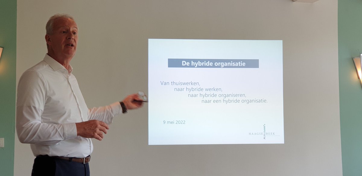 Medewerkers een aantal dagen verplicht op kantoor laten werken? Dat is het symptoom van een organisatie die niet begrijpt hoe hybride werken effectief kan zijn. <a href="/PatrickPaijmans/">Patrick Paijmans</a> over het #hybridewerken