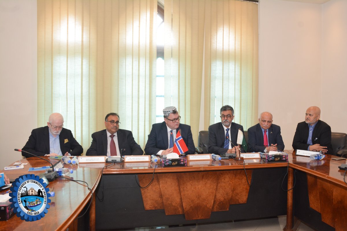 kcci_official's tweet photo. H.E Mr. Per Albert Ambassador of Royal Norwegian Embassy visited Karachi Chamber today on 9th May, 2022.
#Karachi #Chamber #KCCI #ChamberofCommerce #Industry #PresidentKCCI #MuhammadIdrees #Trade #InternationTrade #PremiumChamber #Pakistan #Norway https://t.co/hIH6oDYdY0