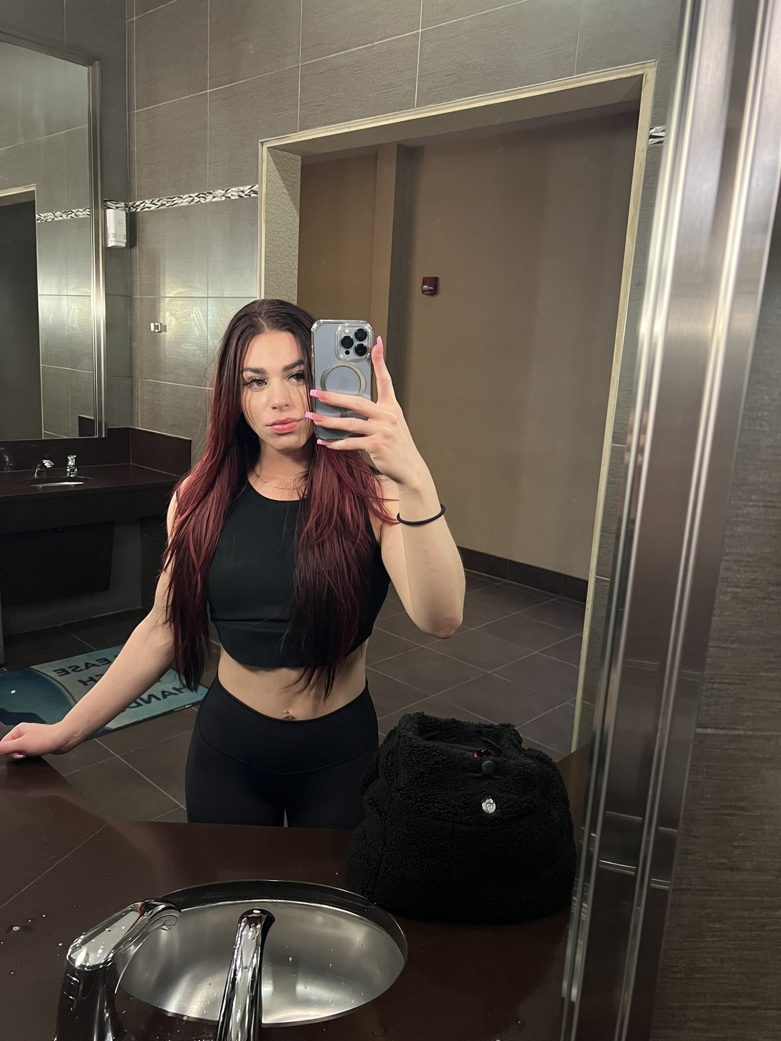 Maddieesx on Twitter: "Pull my hair in public? https://t.co/ycqP5vS3to" / Twitter