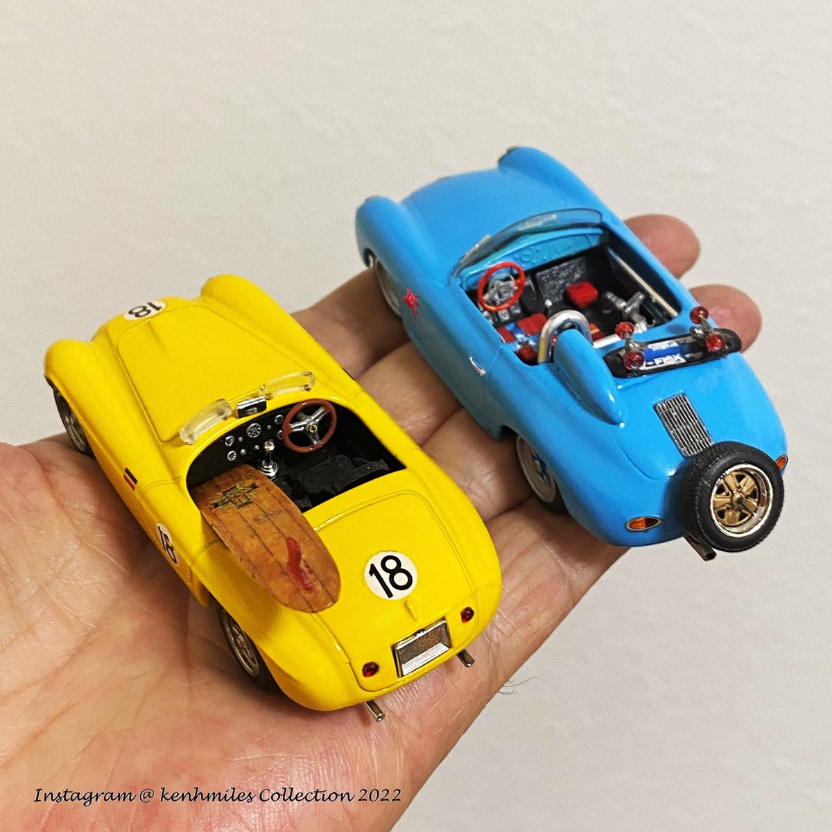 kenhmiles356911's tweet photo. フェラーリとポルシェは同い年❣️#porsche #Ferrari #1948porsche #1948ferrari #porsche356speedster #1to43 #ferrari166mm #ポルシェ大好き #フェラーリ大好き https://t.co/YWRIw2999u