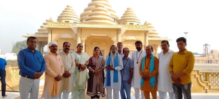 OPKalyan1's tweet photo. 24 मई क़ो वाल्मीकि तीर्थ अमृतसर मे होने वाले आदि धर्म महापर्व की तैयारियो क़ो अंतिम रूप देने के लिए 7 मई क़ो भावाधस केंद्रीय पदाधिकारियों की बैठक आयोजित हुई, जिसमे राष्ट्रीय सर्वोच्च निर्देशक परम आदरणीय स्वामी चंद्रपाल अनार्य जी ने व्यवस्थाओ का जायजा लिया। https://t.co/S0FxFoZlCd