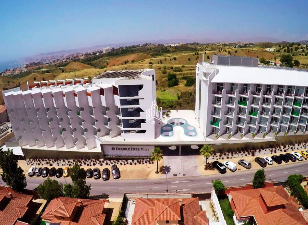 estates_jt's tweet photo. Offrant un espace exclusif pour les résidents et, bien sûr, tous les services du luxueux Reserva del Higuerón Resort. Ces maisons seront conçues.
Pour plus d'informations sur 🌐https://t.co/M7jJ4hjHJZ
#JtEstate #ReservaDelHiguerón #Penthouses #LuxuryResort #LuxuryComplex https://t.co/eu1O3Vv4OO