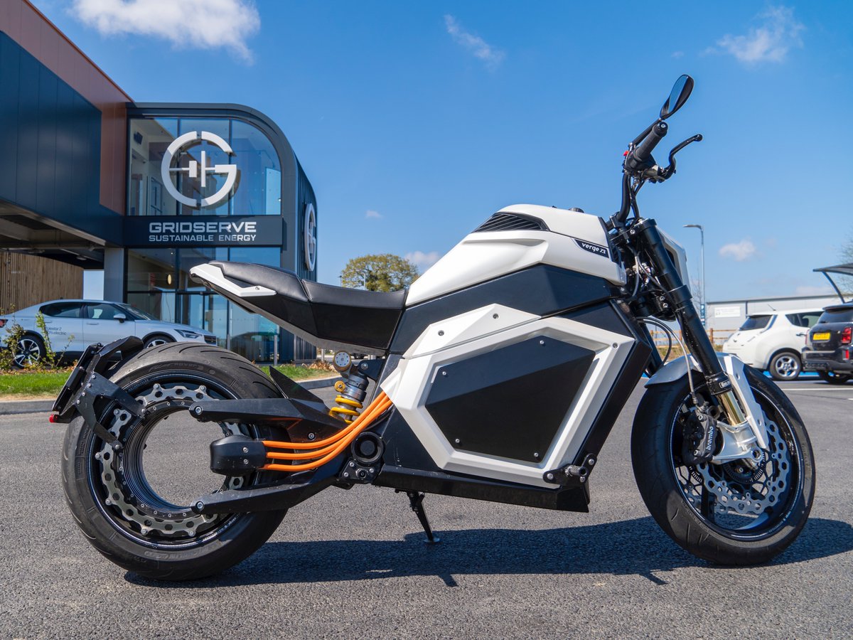 VERGEmotorcycle's tweet photo. Topping up the TS at the brand new @GRIDSERVE_HQ Norwich.  Plenty of charging points and food options to get you back on the road after a short break.

#vergemotocycles #vergemc #ev #electric #motorcycle #electricmotorcycle #motorbike #zeroemissions #experience #youandtheroad https://t.co/k9mqMSuqQj