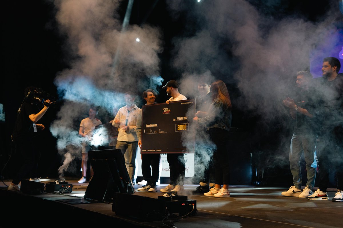 ES_experiences's tweet photo. Retour en images sur le tournoi @RocketLeague de la première édition de l'Under Control E-Sport Expériences   avec la victoire de l'équipe 4DX en iMax 🔥 https://t.co/MToKU9Ebht