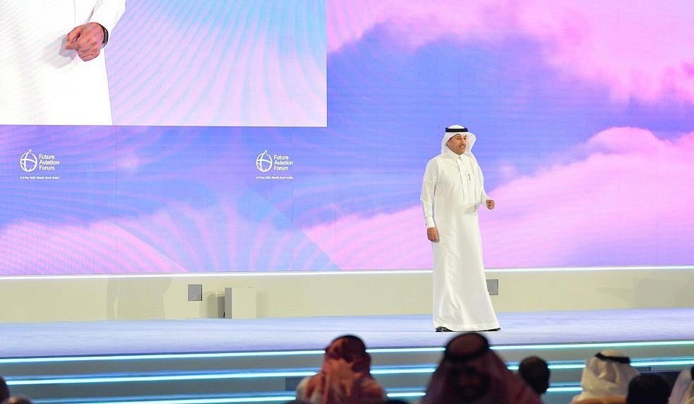 برعاية كريمة من مولاي خادم الحرمين الشريفين أطلقنا اليوم #مؤتمر_مستقبل_الطيران الذي يركز على ثلاثة محاور رئيسة في صناعة الطيران المدني، وهي "الابتكار - النمو - الاستدامة" كما يعد المؤتمر حدثاً دولياً نوعياً ورافداً نحو تحقيق مستهدفات الاستراتيجية الوطنية للنقل والخدمات اللوجستية.