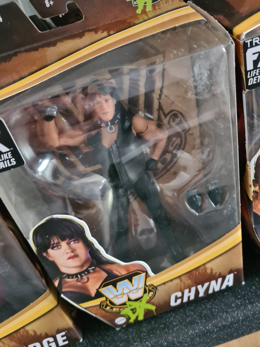 WrestleFigClub's tweet photo. WWE LEGENDS SERIES 14
Have finally arrived! All pre orders ship tomorrow. The remaining will be live tonight. We have a limited number of Chase Edge aswell.
#WWE #LEGENDS #ROADDOGG #MEANMARK #DX #CHYNA #EDGE #WRESTLINGFIGURES https://t.co/esGcY6z61k