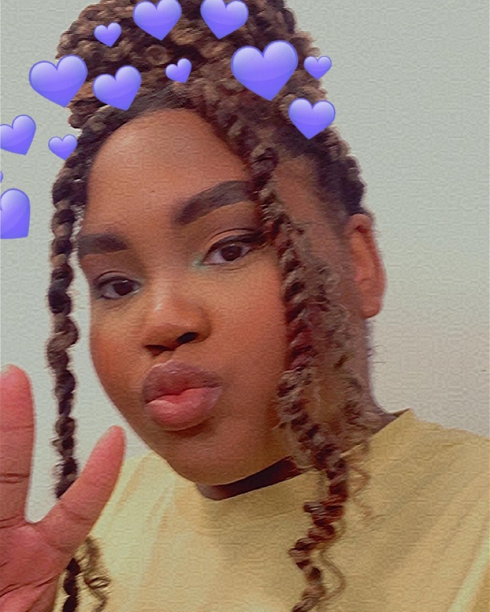 BritneyShanicee's tweet photo. Happy 29TH birthday to me 😭😭😭 you wouldn’t think I am 29 years old today I still look like a teenager 🤦🏾‍♀️ https://t.co/BTqowfdY99