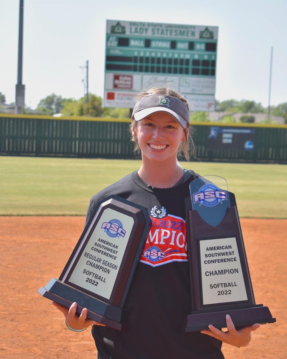 heidimadisonn9's tweet photo. i am so super proud of this team i love so much🥹🥹🤍🤍 #conferencechamps @BelhavenSB_ https://t.co/qiZtVEWhCL