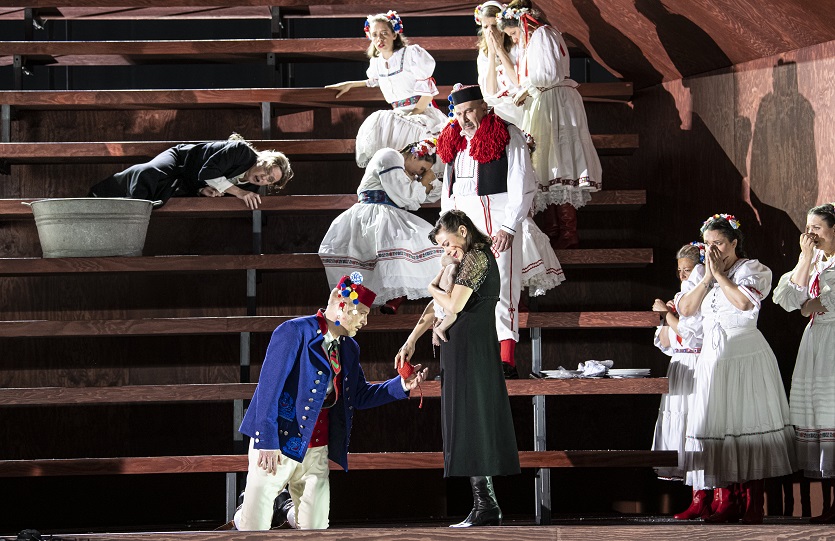 anaclasemusique's tweet photo. #Jenůfa #Janáček au Grand Théâtre de Genève par Tatjana #Gürbaca et Tomáš #Hanus avec Corinne #Winters Evelyn #Herlitzius Daniel #Brenna Ladislav #Elgr etc. – Gilles #Charlassier signe notre chronique https://t.co/ogAbpSllaQ https://t.co/jIwQfvmWLn