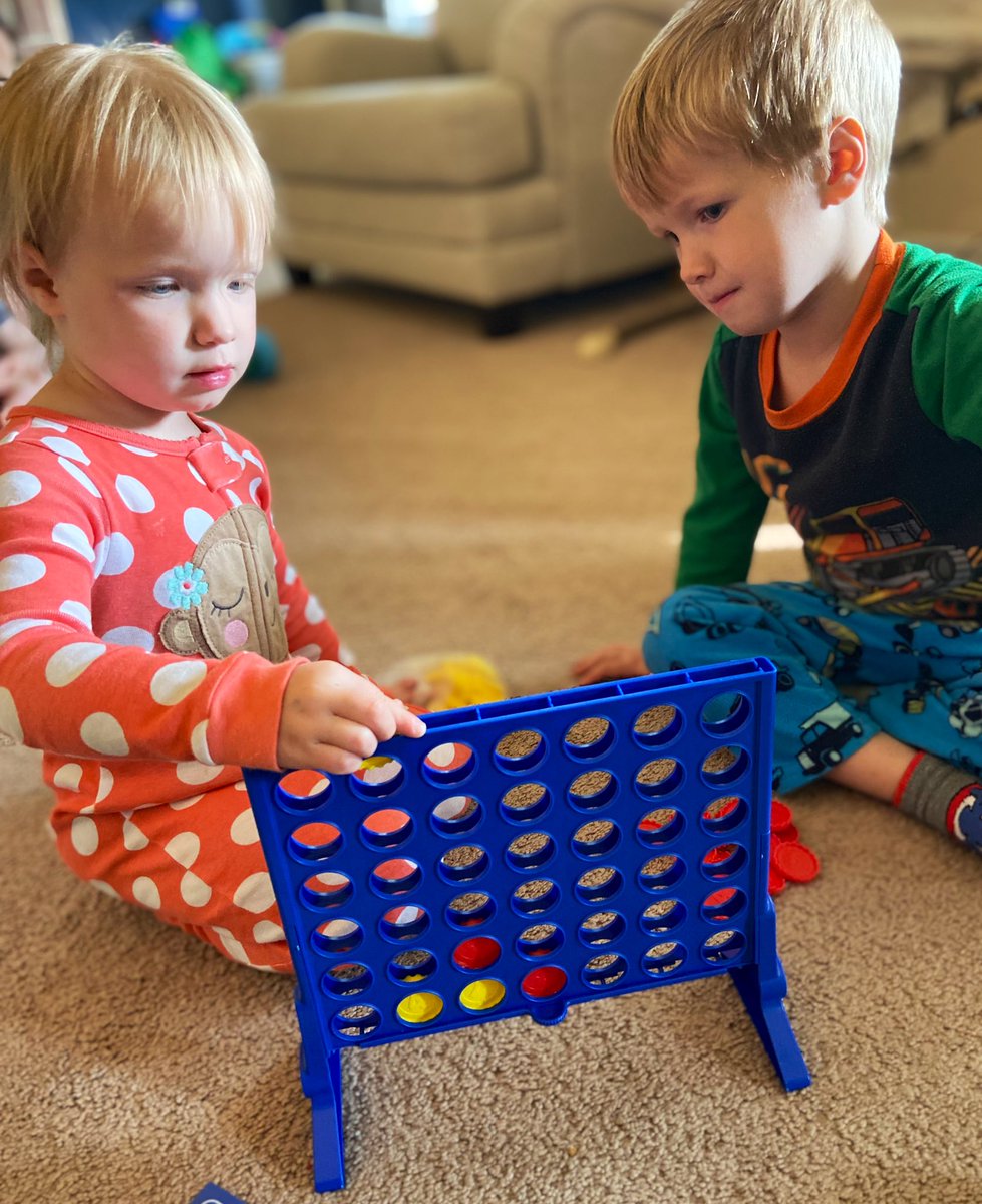 emily_knipe's tweet photo. Playing games is a fun way to practice patience and turn taking! #parentsasteachers #guidedplay #fecchornets https://t.co/l0ZeZIBJto