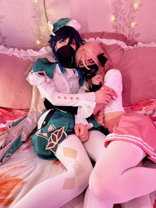 Venti &amp; Astolfo cosplay ❤️ @Amaranthe69  #venti #astolfo #Genshinlmpact  #FateGrandOrder #venticosplay<a class="tags" target="_blank" title="On Twitter" href="/?out=eyJ0eXAiOiJKV1QiLCJhbGciOiJIUzUxMiJ9.eyJpYXQiOjE3MjA2MDMwMDQsImlzcyI6InR3cG9ybnN0YXJzLmNvbSIsIm5iZiI6MTcyMDYwMzAwNCwiZXhwIjoxNzUyMTM5MDA0LCJyZWRpcmVjdF91cmwiOiJodHRwczovL3R3aXR0ZXIuY29tL0FtYXJhbnRoZTY5In0.q2zifMm3s7h-KY8xreCLtZ-PrT2S-s5xtpExAha5btNI60OvNQ7cuhMNAr2WFMi6kInj5gsCjVmhGvLXF_kWBQ">@Amaranthe69</a><a href="/tag/venti"class="tags">#venti</a><a href="/tag/yaoi"class="tags"><span>#yaoi</span></a><a href="/tag/fategrandorder"class="tags"><span>#fategrandorder</span></a><a href="/tag/astolfo"class="tags"><span>#astolfo</span></a><a href="/tag/astolfocosplay"class="tags"><span>#astolfocosplay</span></a>