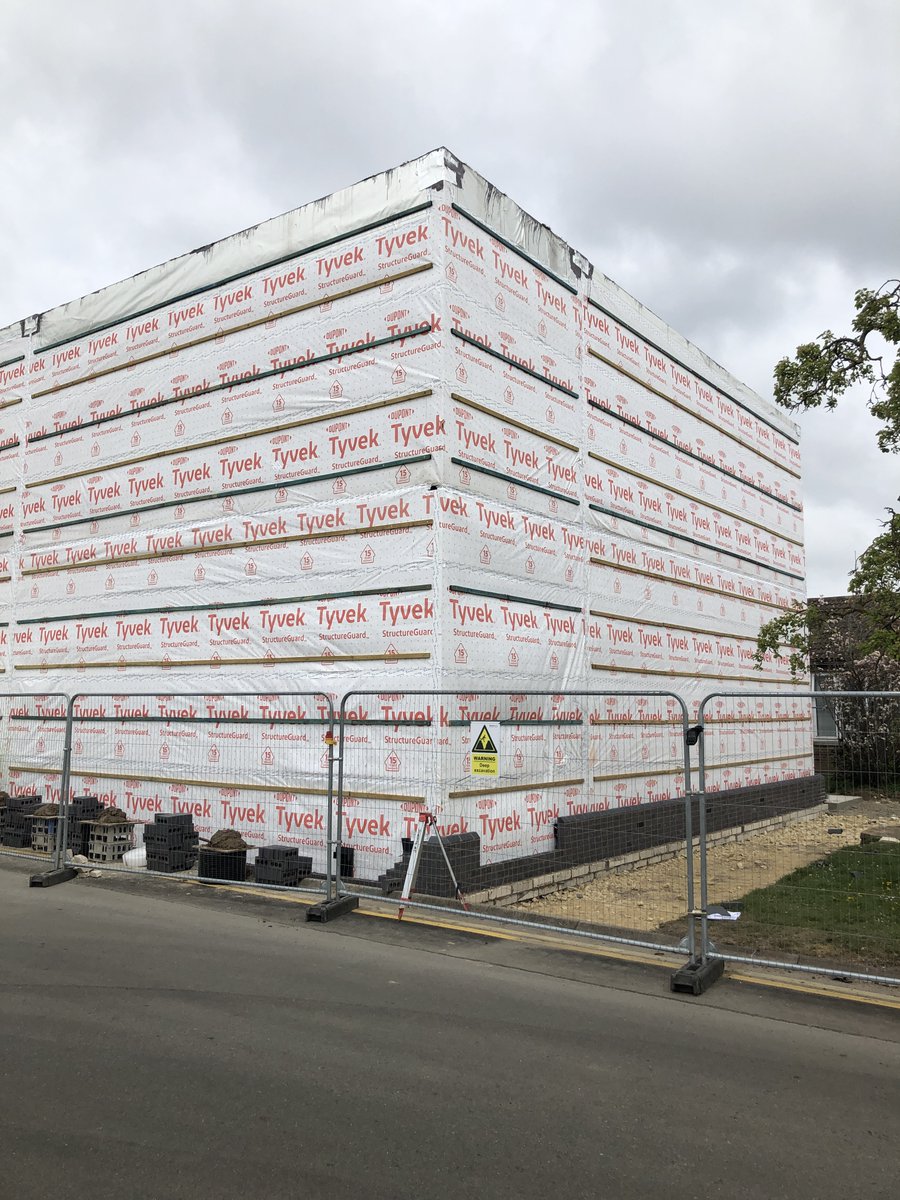 Quadrant_'s tweet photo. Recent site visit to see the new Modular Theatres being installed at Grantham and District Hospital for ULHT. Great progress so far! @ULHT_News https://t.co/azkusvI02v