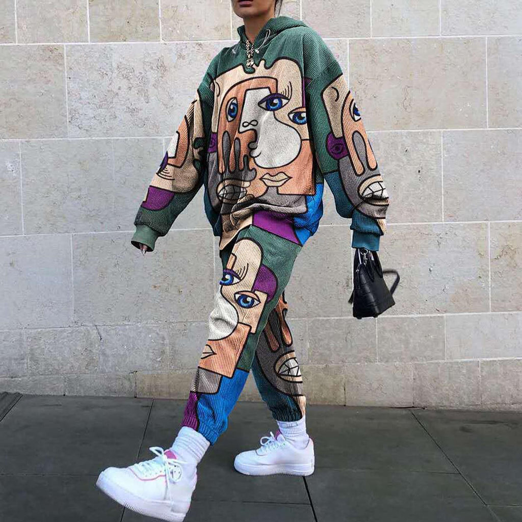 Check out this product 😍 Women's Modern Art Print 2 Piece Tracksuit Joggers Sweatshirt 😍 
by Young Savage  starting at £38.96. 
Shop now 👉👉 bit.ly/3FscLg2