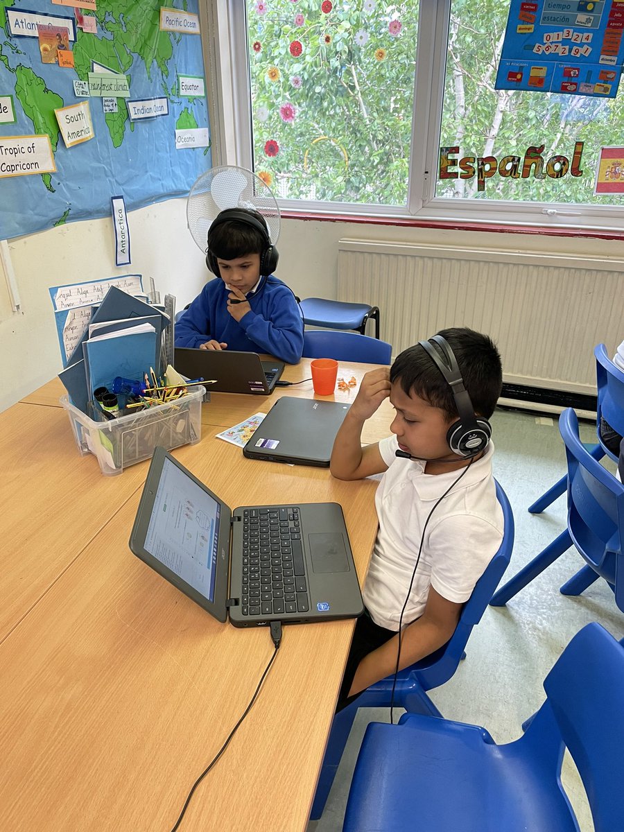CJ_Year4's tweet photo. #thirdspacelearning maths intervention going wonderfully well in Year 4. Just look at that concentration! https://t.co/NDDMqDrqWp
