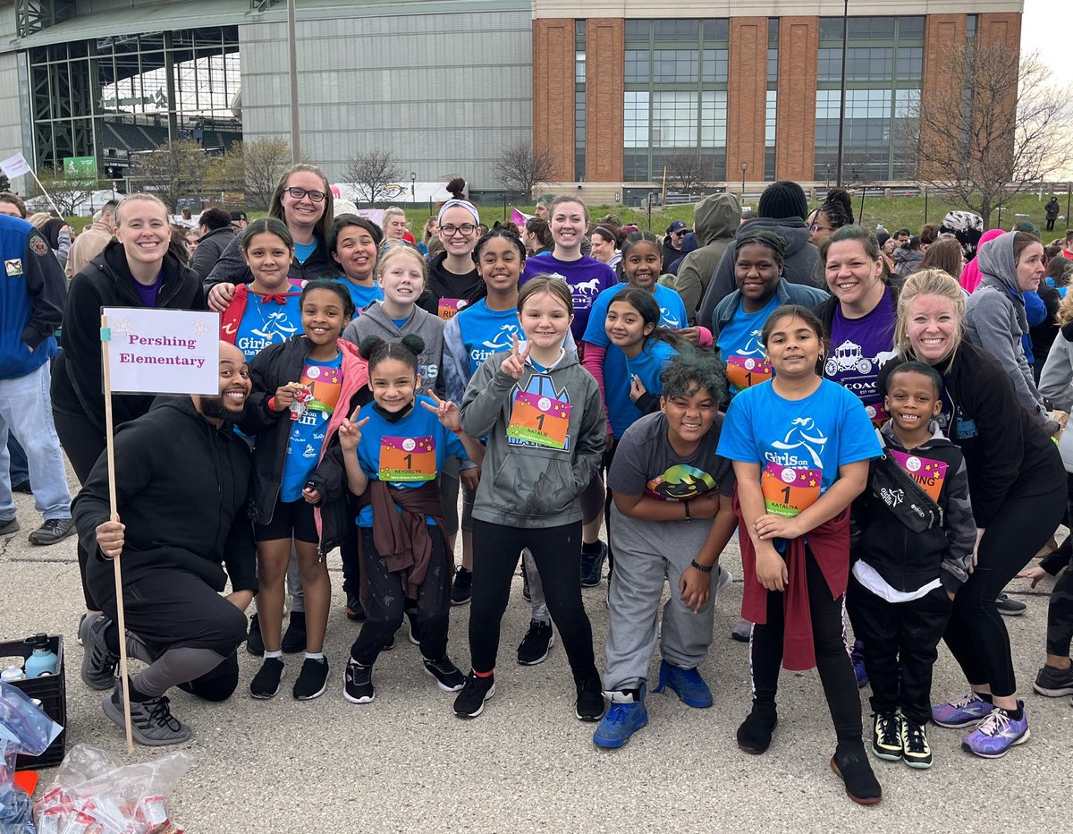 WAWMPershing's tweet photo. On Friday night, our Girls on the Run team ran a 5K at American Family Field! The girls have been training since March. Way to go girls! We are all so proud of you! @WAWMSchools @WAWMPershing  #WAWMproud #PershingProud https://t.co/5BGciN8y5Z