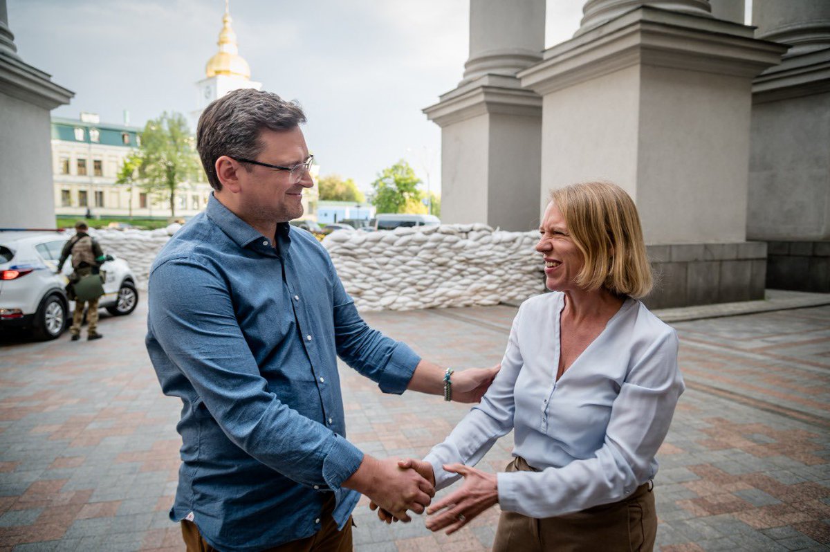MFA_Ukraine's tweet photo. The heart of the democratic world beats in Ukraine. Within two days, 11 great friends and partners of Ukraine paid visits to our country, showing their solidarity and support.

#StandWithUkraine #StandUpForUkraine https://t.co/fGgzW3XuDI