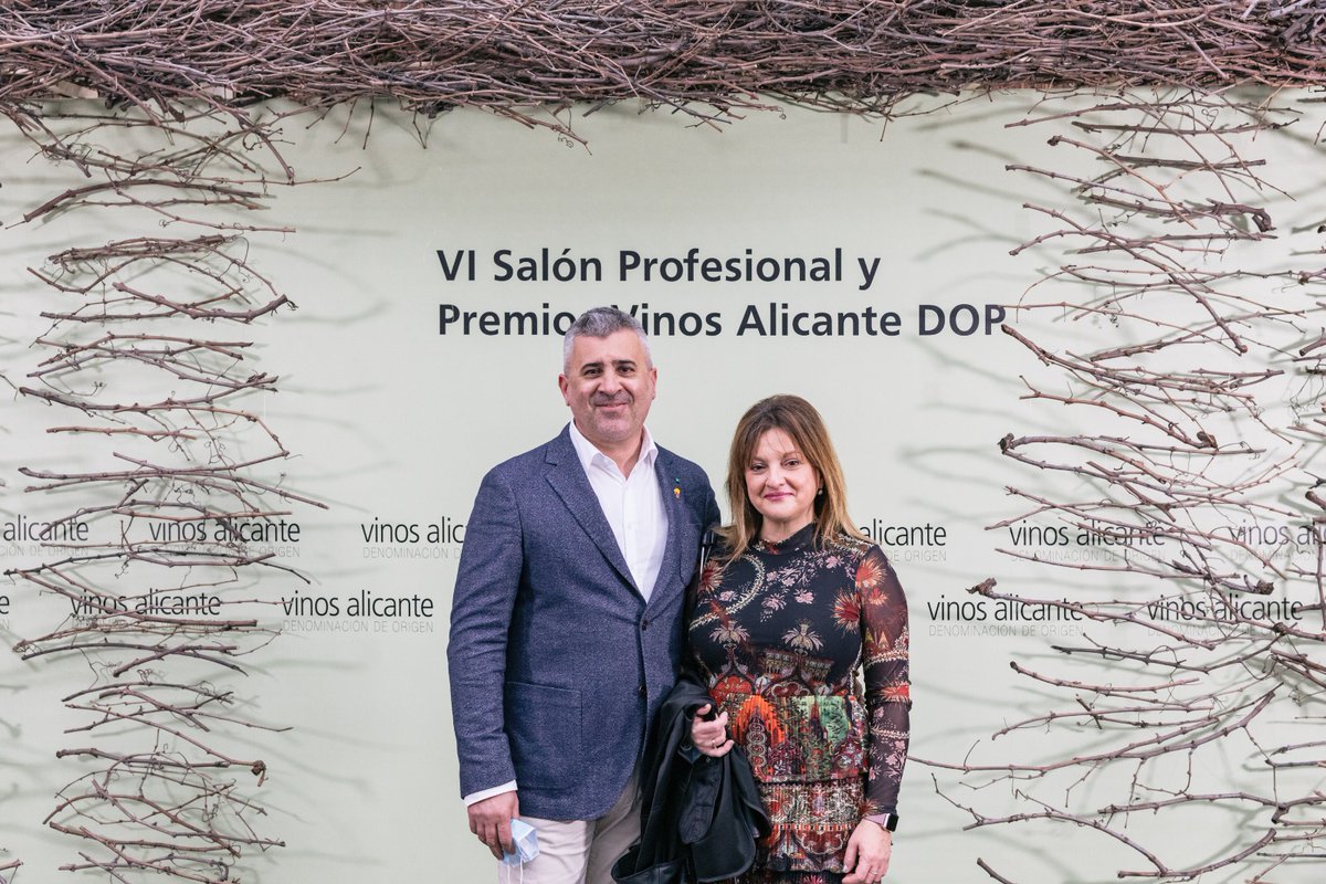 AGALACANT's tweet photo. VI SALÓN PROFESIONAL Y PREMIOS VINOS DE ALICANTE D.O.P. https://t.co/3pD3RGeV7Z