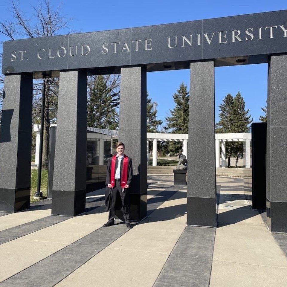 SCSUMSOCCER's tweet photo. The first graduate in program history 🐺

We are so proud of you. Thank you for all you have given this program.

Congrats @zachary_bares !

#gohuskies🐾 https://t.co/1IXiUkTGqf