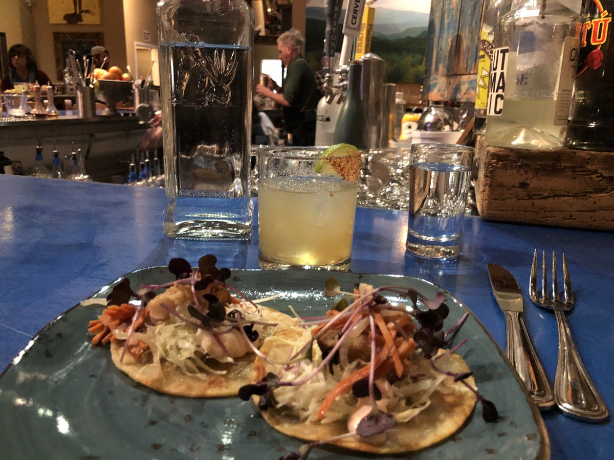 NearAndFarAZ's tweet photo. When it comes to #spicy, I've got to go with chiles, tacos & salsa from the #southwest!🌶️ #Top4Theme #Top4Spicy
@perthtravelers @Giselleinmotion @CharlesMcCool Guest: @LiveaMemory
- #HatchNM
- @FISHGAUCHO #PasoRoblesCA
- Charro Steak & Del Rey #TucsonAZ
- Mamacita's #ElPasoTX https://t.co/WGKJ6kFd9R