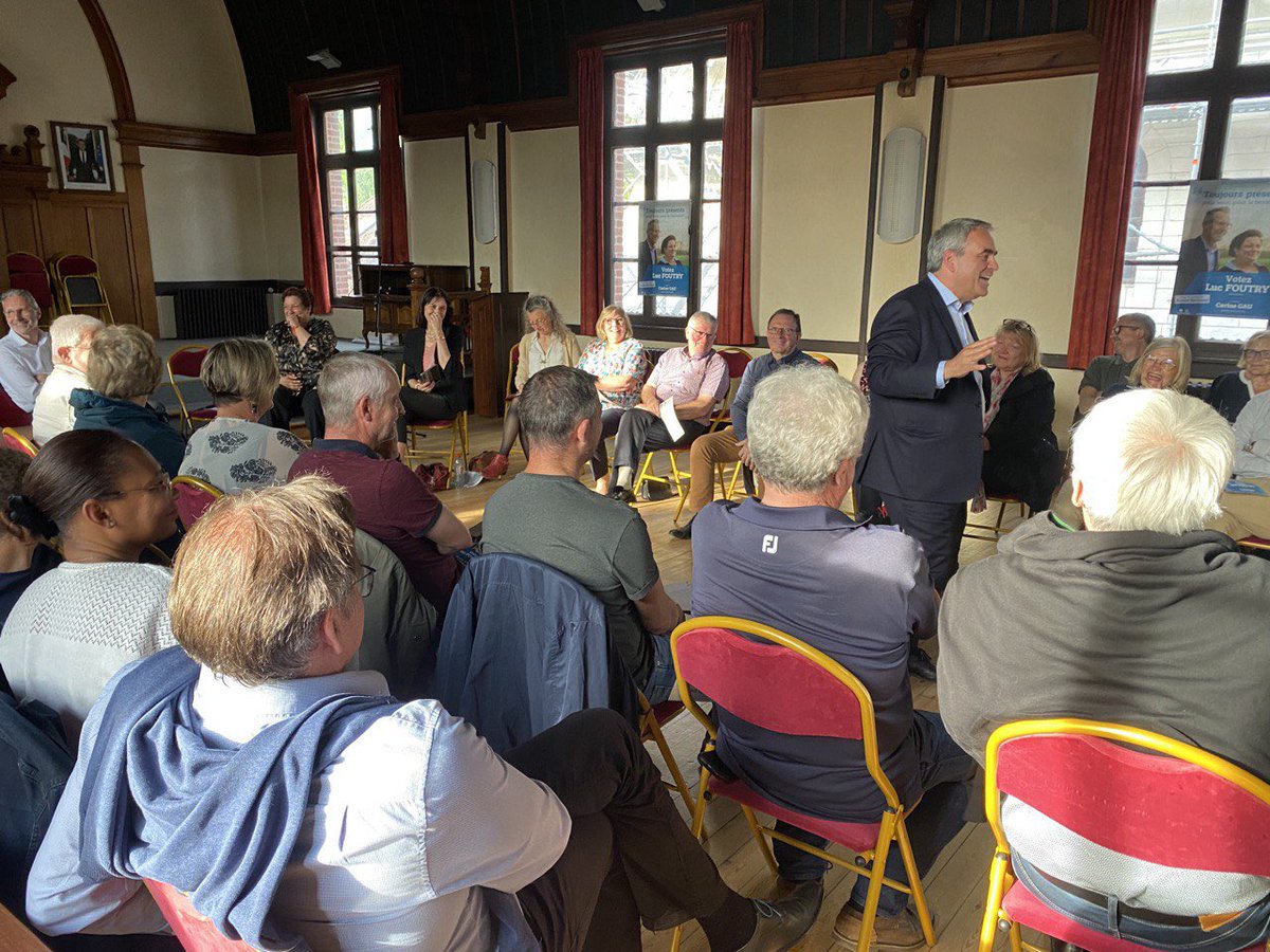 xavierbertrand's tweet image. A la tête de la Région, j’ai besoin de m’appuyer sur des députés ancrés dans notre territoire, qui sauront accompagner nos dossiers et nous défendre. @LFoutry est de ceux-là : un élu de la droite et du centre qui portera la voix des territoires. #PourVousDéfendre