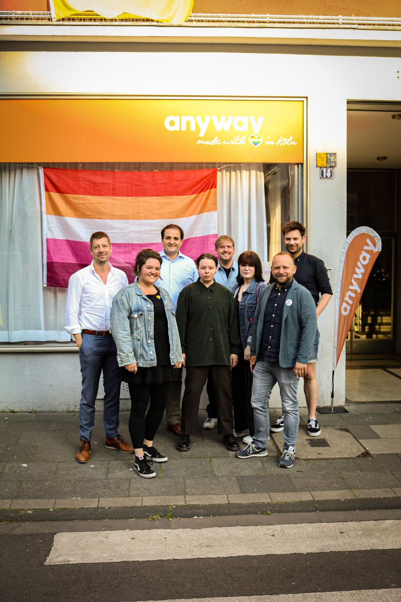 n_liminski's tweet photo. Starke Anlaufstelle für queere Menschen weit über Köln hinaus: Das Team vom @anyway_koeln zeigt mit LSBTIQ*-Jugendberatung jungen Menschen in sensibler Phase, dass sie als Menschen vollkommen sind – ganz gleich, wen sie lieben. Danke für den eindrucksvollen Austausch! (NL) https://t.co/jBg7WCmB9X