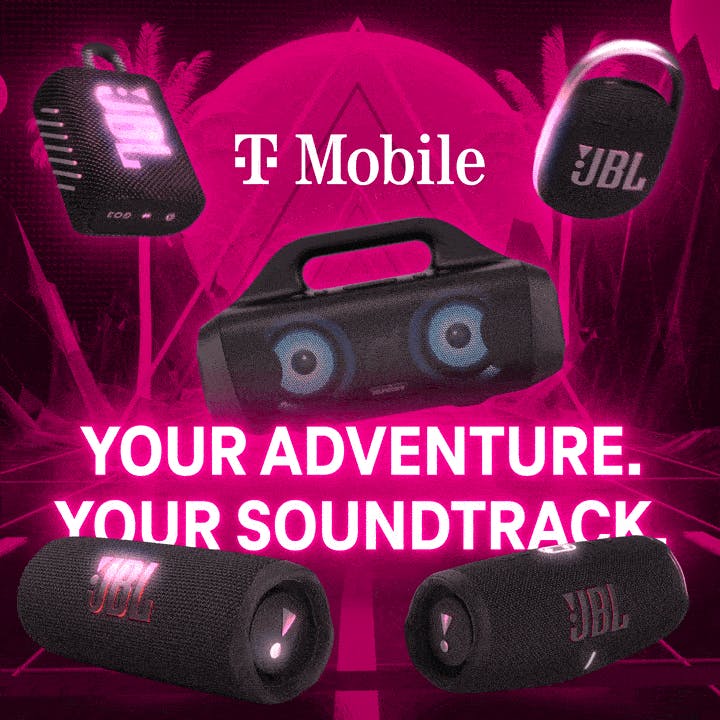 leeschnitz's tweet photo. going for an adventure, be back never 🎧 https://t.co/dcxM4KvUwU

#TeamMagenta https://t.co/pBWNuwkBqb https://t.co/pFkMlF2qf7