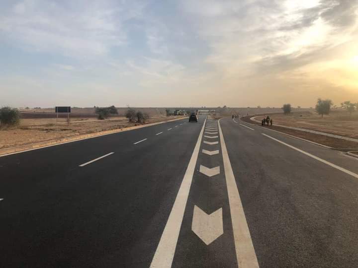 FIRepublicains's tweet photo. Autoroute ILA TOUBA, 113kms de routes, allant de Dakar à TOUBA. 
#senegalaise_tik_tok #team221 #mandat #senegal #monde #MackySall #sn #Bennobokkyakaar #cojer #APR @macky_sall #republicain #kebetu https://t.co/9j7spNSsin