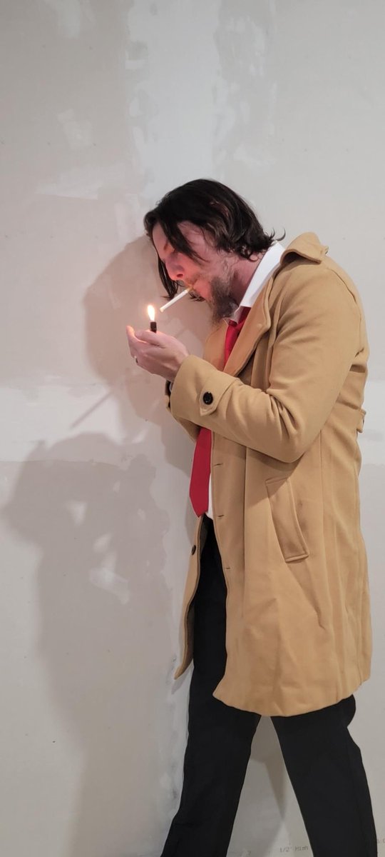 Duplessis86's tweet photo. Ready to get rid of some demon gits.. #cosplay #hellblazer #JohnConstantine https://t.co/vLf1T21EZE
