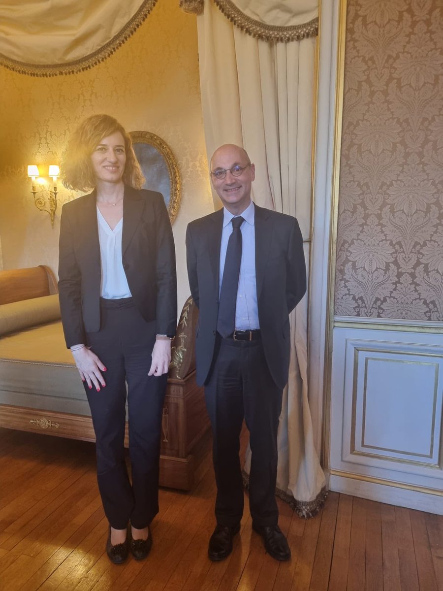 F_Mondoloni's tweet photo. Rencontre chaleureuse avec @JoMarovic, VPM du #Montenegro pour l’intégration européenne. Félicitations pour sa nomination, échanges sur l’orientation pro-européenne de son gvt. La 🇫🇷 est aux côtés du 🇲🇪 et PM @DritanAbazovic pour faire avancer les réformes #Balkans https://t.co/8ZlUY5nUWm