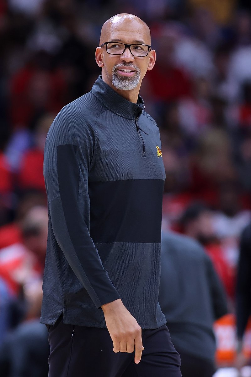 BleacherReport's tweet photo. Monty Williams has won the 2021-22 NBA Coach of The Year award, per @ShamsCharania https://t.co/9tTw9LAnOf