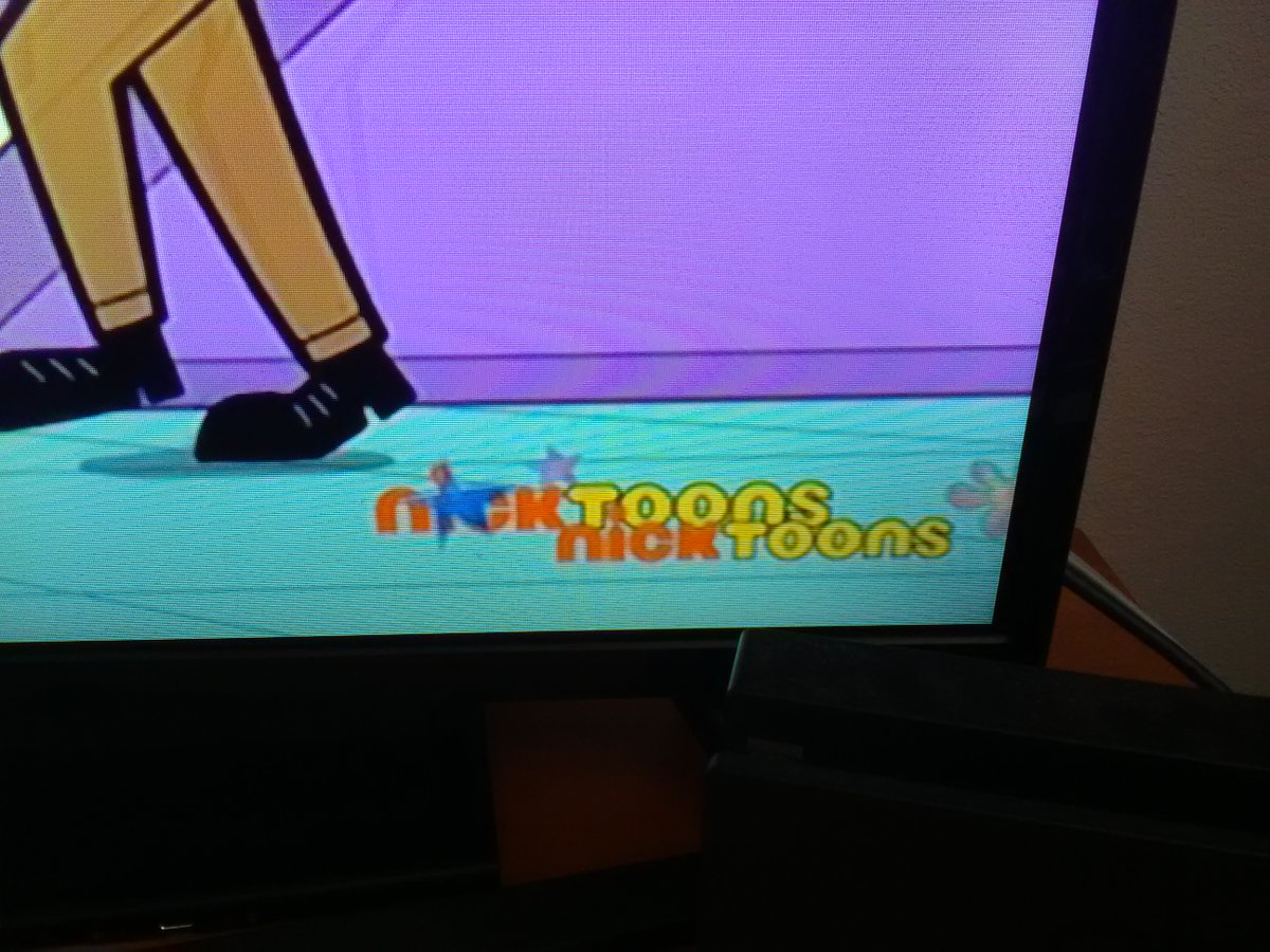 CreativeSketchy's tweet photo. Looks like the NickToons' screen bug got... some bugs recently...
#NickToons #ScreenBug #Error #Bug #Mistake #Nickelodeon https://t.co/PVUuADKJFi