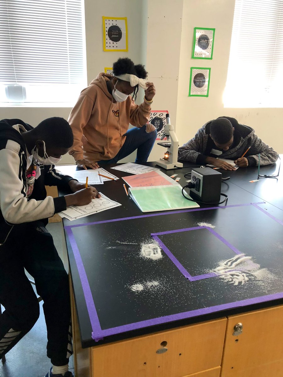 benoblercmsa's tweet photo. “The scientist is not the one who gives the right answers it is the one who asks the right questions.”
#scienceclassatroweclark https://t.co/L9QlbbnfhW
