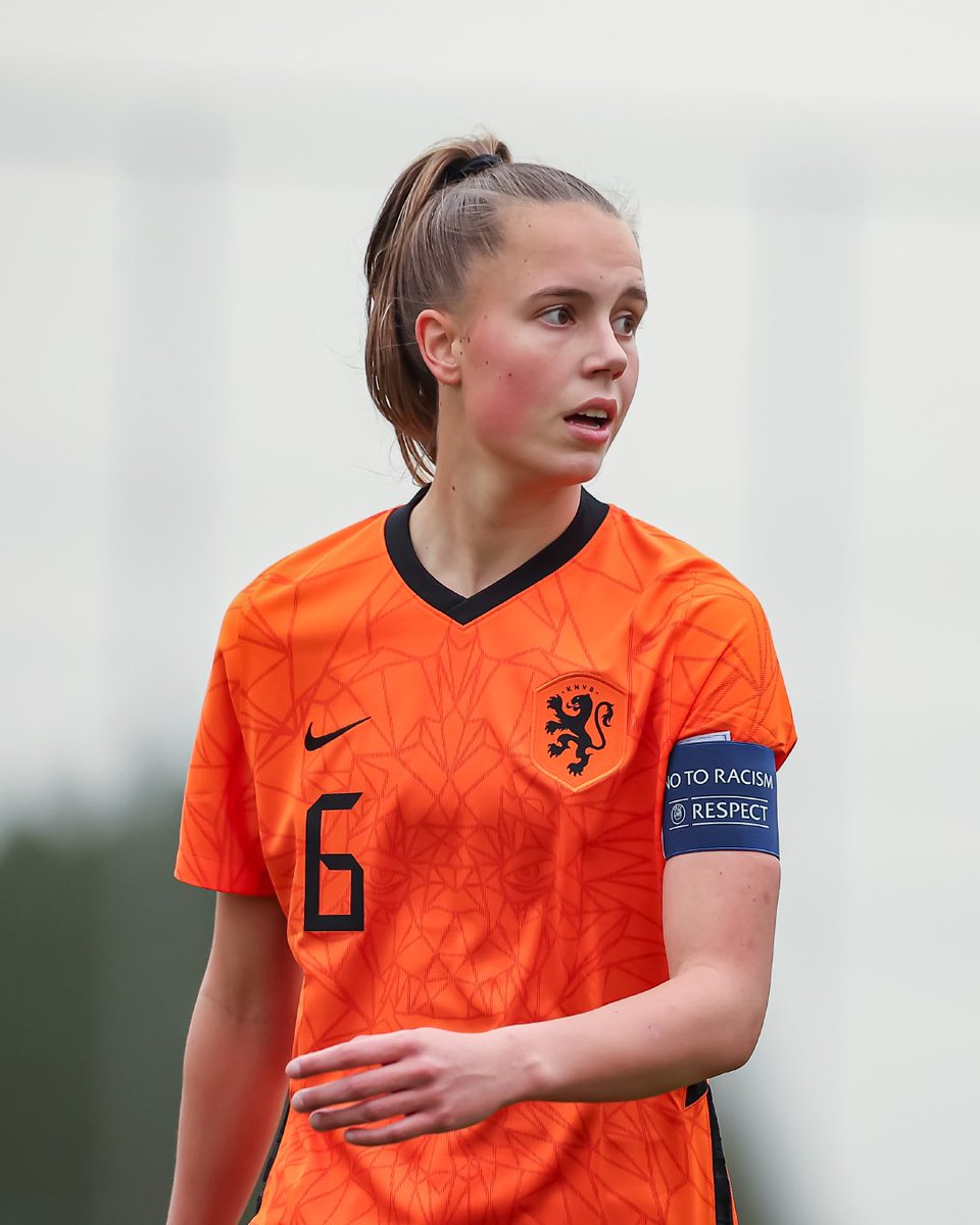 The Dutch national team U17 made it to the final four at the Women’s Euro U17 🔢 The team will face Spain in the semi final on May 12. Well done, <a href="/SterreKroezen/">SterreKroezen</a> 🚀

#U17WEURO

(📸: Soccrates Images)