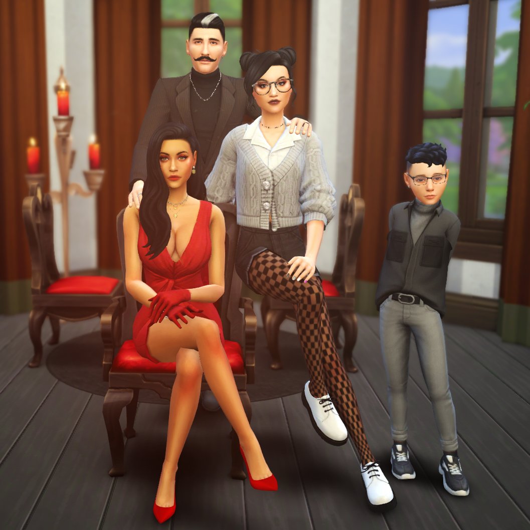 WhatAGreatDai's tweet photo. "The perfect family doesn't exist"

The Goth Family existing:

#TheSims #TheSims4 #ShowUsYourSims #TownieMakeover https://t.co/5GfRb1S2KT