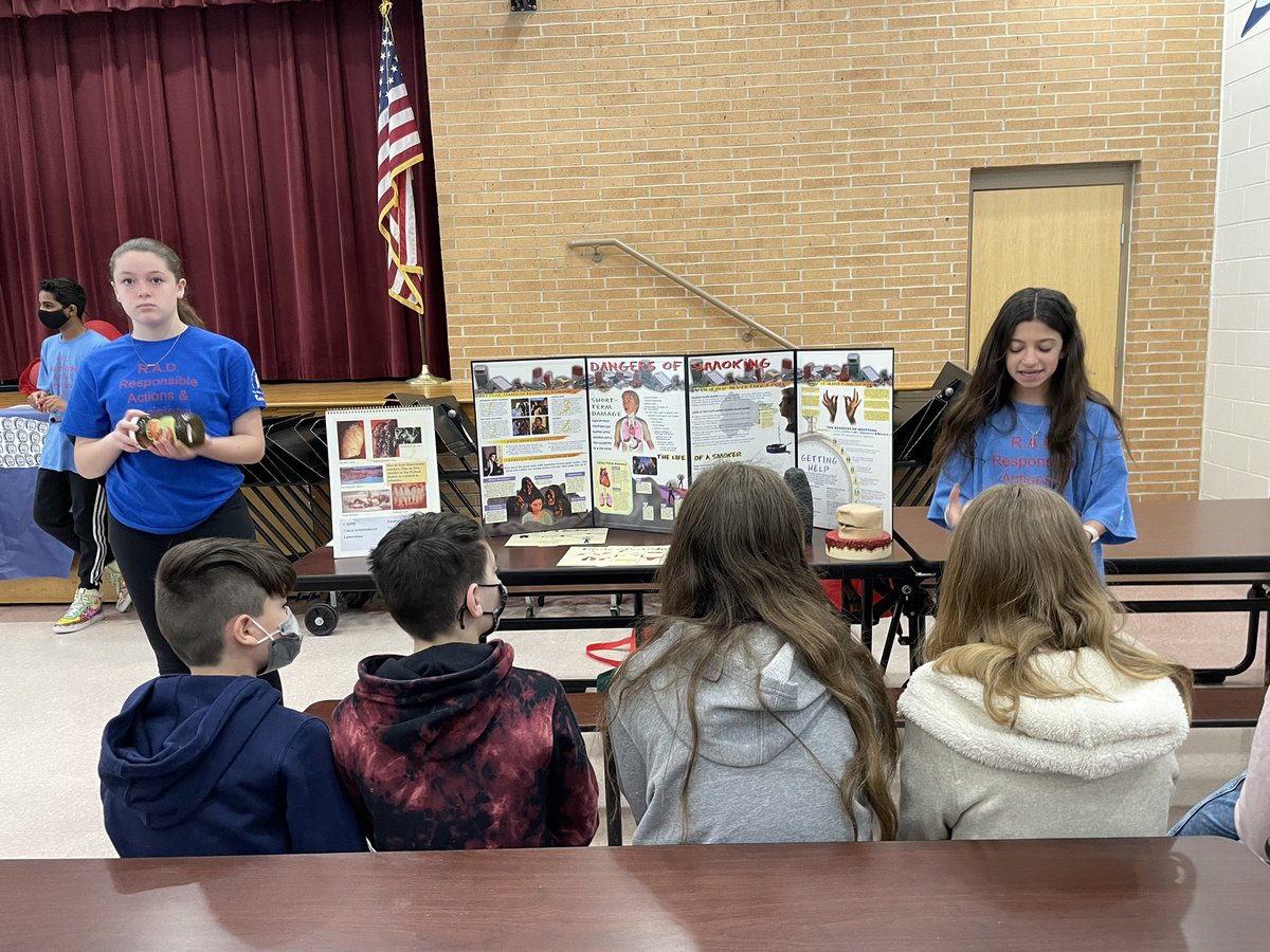 AsherHolmesES's tweet photo. Thank you for sharing your RAD students with Asher today. Great conversations about making good decisions about Drugs, Alcohol &amp; Tobacco @MarlboroMiddle @DrAPsyD @MTPSNJ https://t.co/m8xo0xniaP