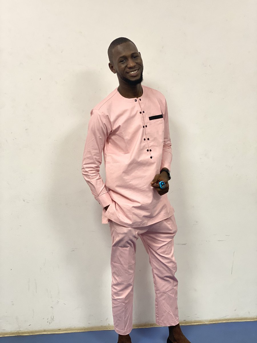 CondBangaly2's tweet photo. Louange à ALLAH en toutes circonstances. 
Bonne fête de Ramadan à toutes et tous. 
DIEU nous garde.
#Alhamdoulilah 

#It's me 💪 
Bangaly Papus 🔥 https://t.co/ukDyjYKgL0