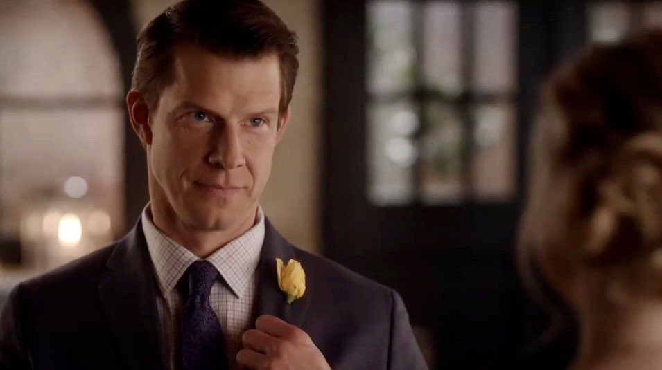 MarybethMkprudz's tweet photo. There are a lot of great #OIAM #OliverOToole quotes out there that are still begging to be shared #POstables! Would love to see more of his gems tweeted today in our #POstaQuotes game! How about you @Eric_Mabius — any favorites you’d like to share from #OneAndAMillion? https://t.co/NBqplktwU4